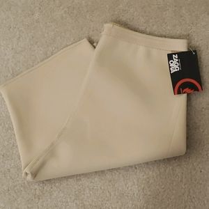 NWT Medium Zaggora Hot Pants, workout pan…